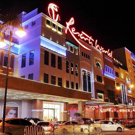 Eighty One Newport Boulevard Manila Eksteriør billede