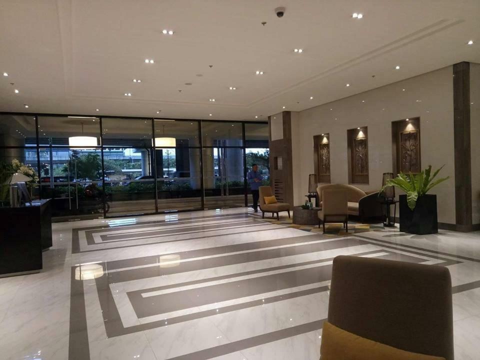 Eighty One Newport Boulevard Manila Eksteriør billede